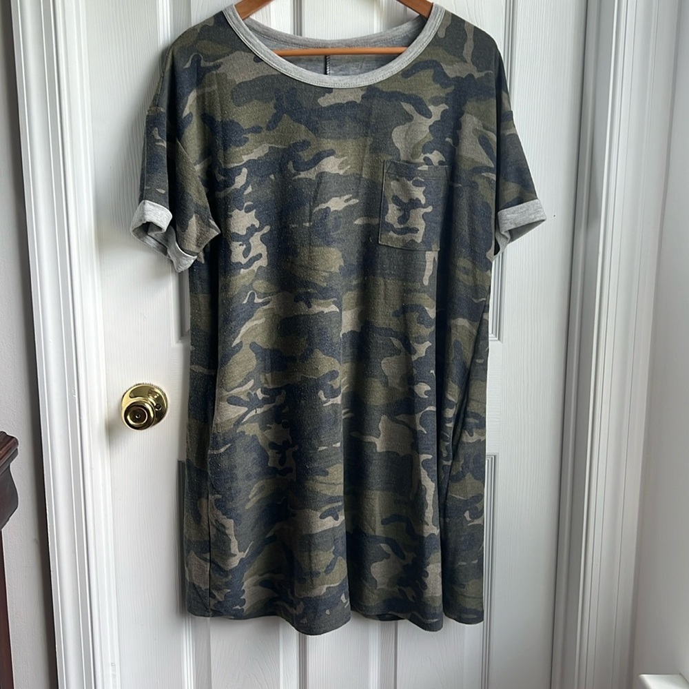 Womens Size Large Camo Relaxed Fit Shirt Dress